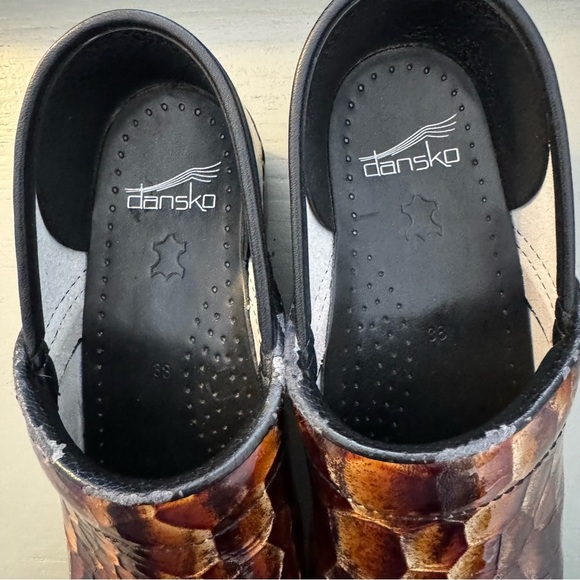 Dansko Pro Tiger Eye Bronze Clogs women’s size 38 or 7.5-8 - Picture 6 of 8